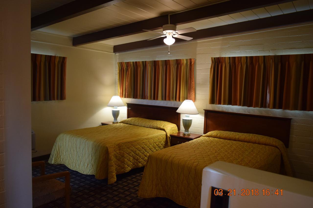 Stanlunds Inn And Suites บอร์เรโก สปริงส์ ภายนอก รูปภาพ